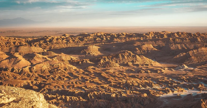 Quels sont les sites incontournables à visiter dans le désert d'Atacama ?